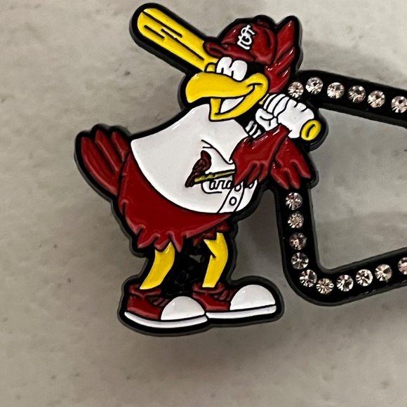 New Era St Louis Cardinals Pin Brooch Baseball Pins Streetwear Hat - Picture 2 of 7